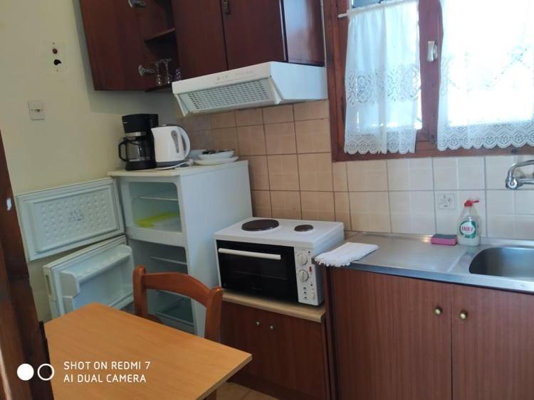 Menelaos Apartments Lefokastro Ngoại thất bức ảnh